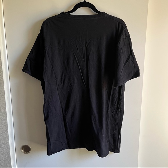 Black Short Sleeve V-neck Five AR T Shirt, 4X - Looks more like a 2X - Picture 3 of 3